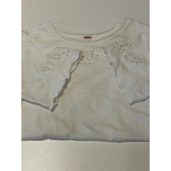 Free People Eyelet Tee Women’s Small Cream Summer Basic Casual Delicate - Picture 7 of 7